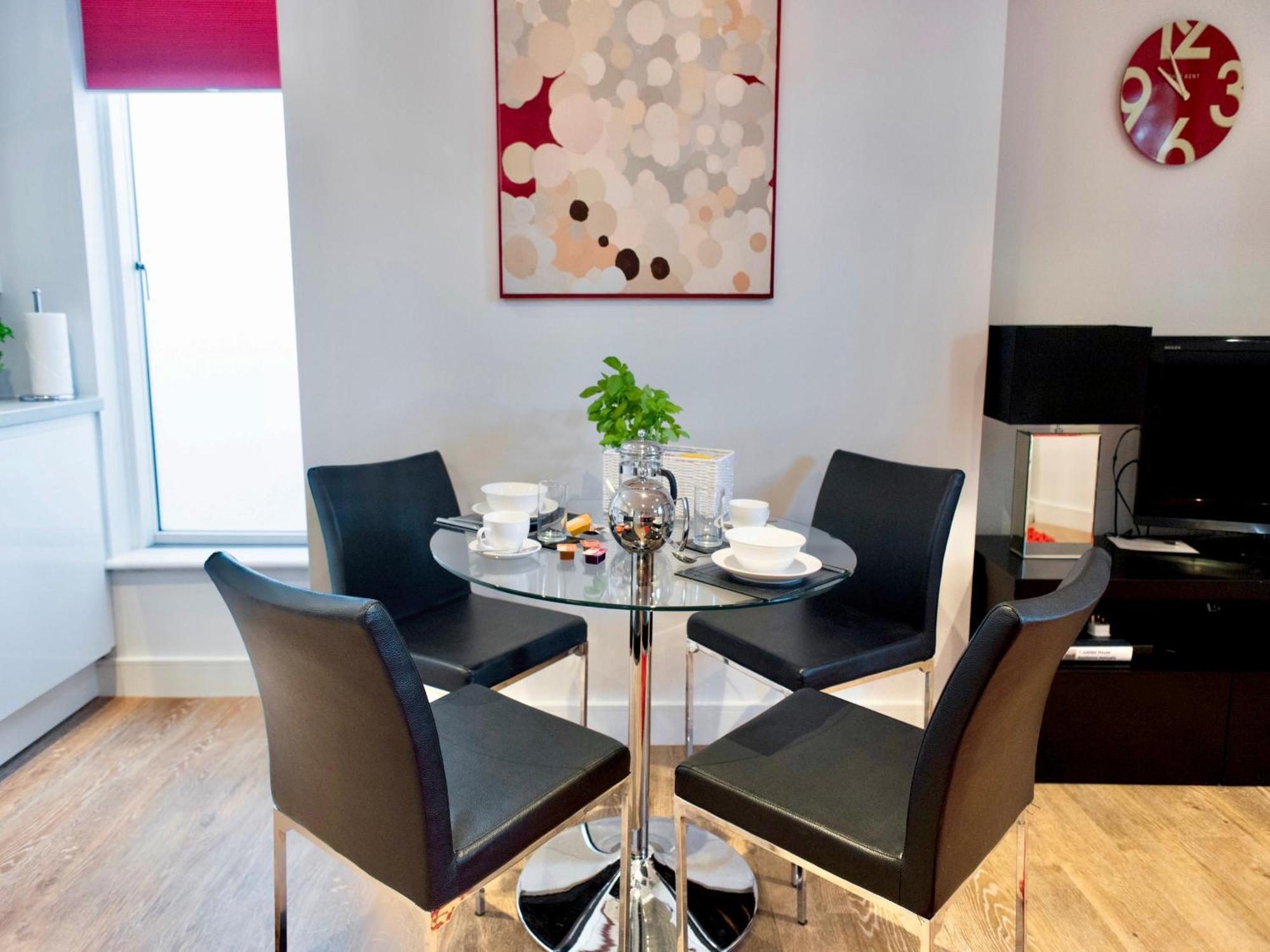 Your Space Apartments - Jubilee House Кембридж Экстерьер фото